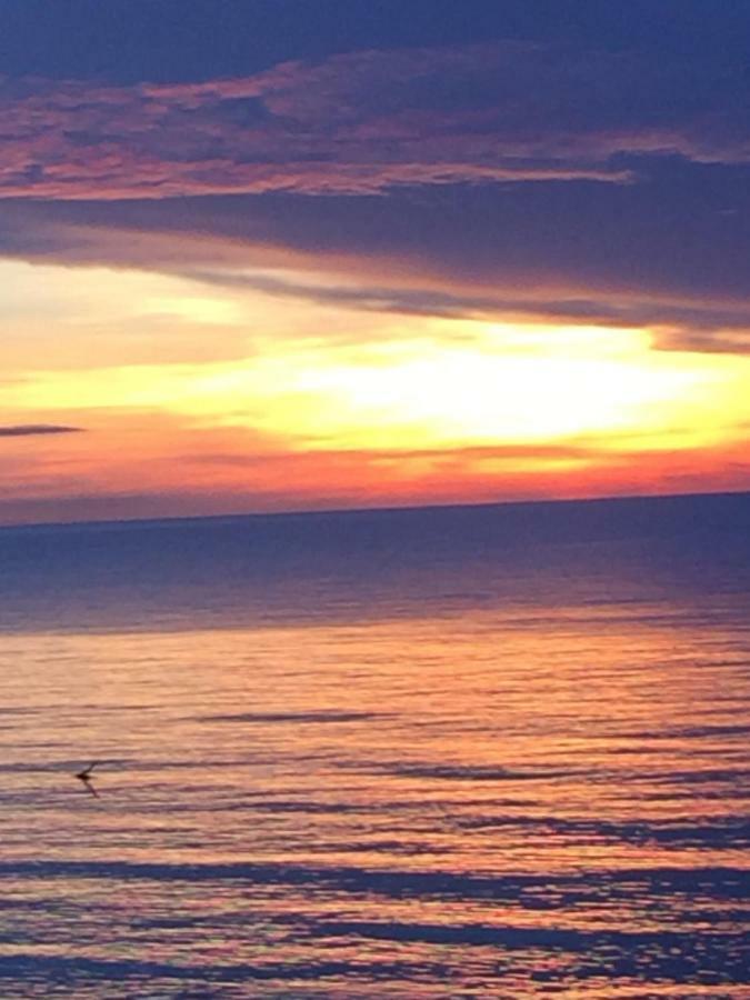 Huaplee Lazy Beach Pran Buri Bagian luar foto